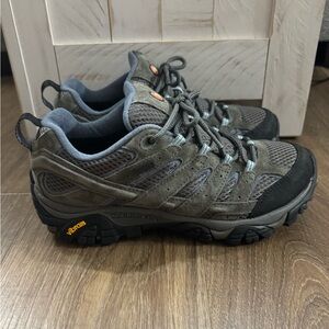 Merrell Women's Moab 2 Waterproof